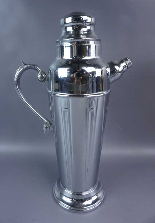 Vintage Art Deco Cocktail Shaker
